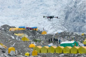 【ニュース】世界初エベレストでのドローン輸送実験を、DJIが実施